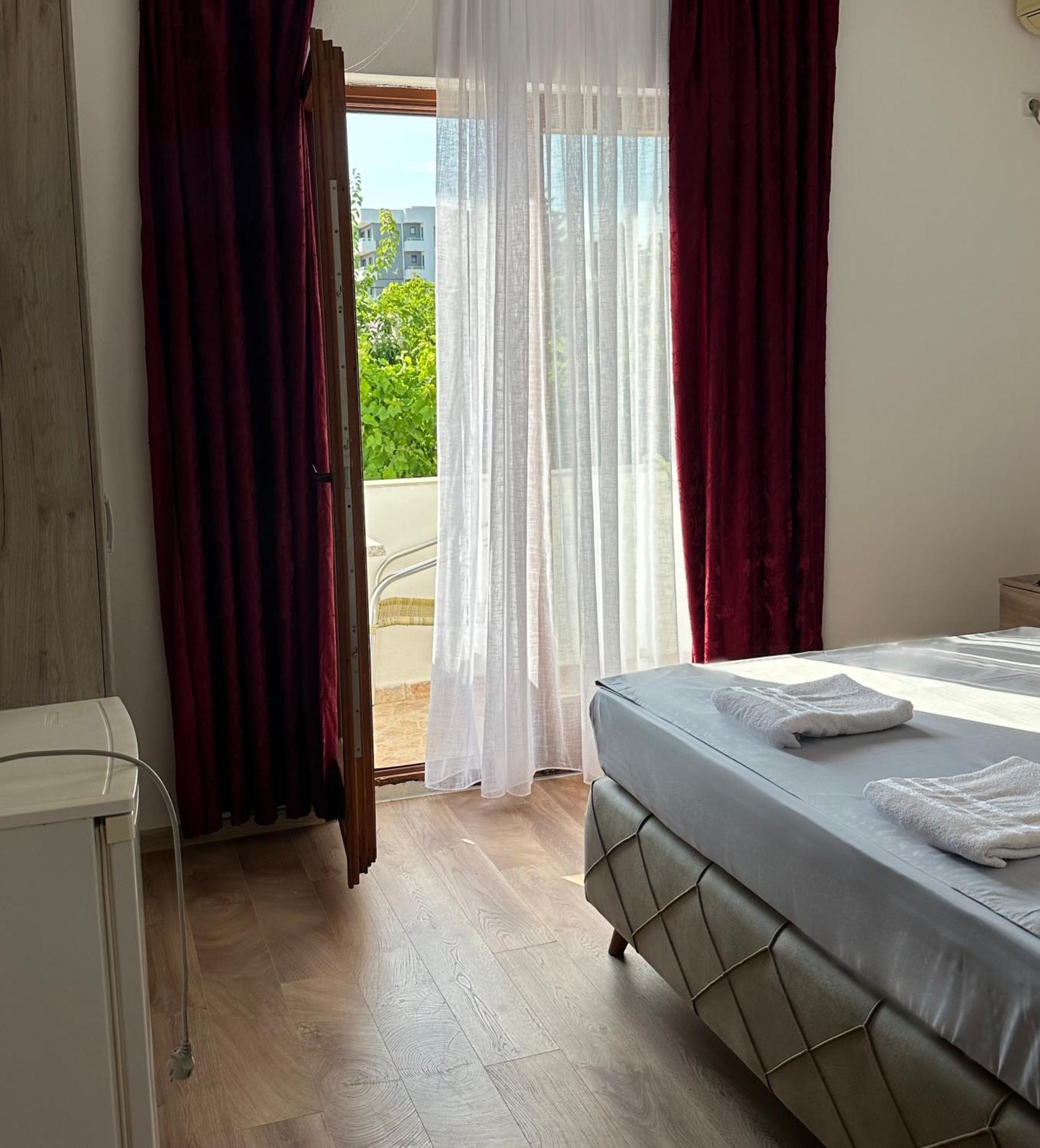 Rooms Ajllin Ulcinj Exterior foto