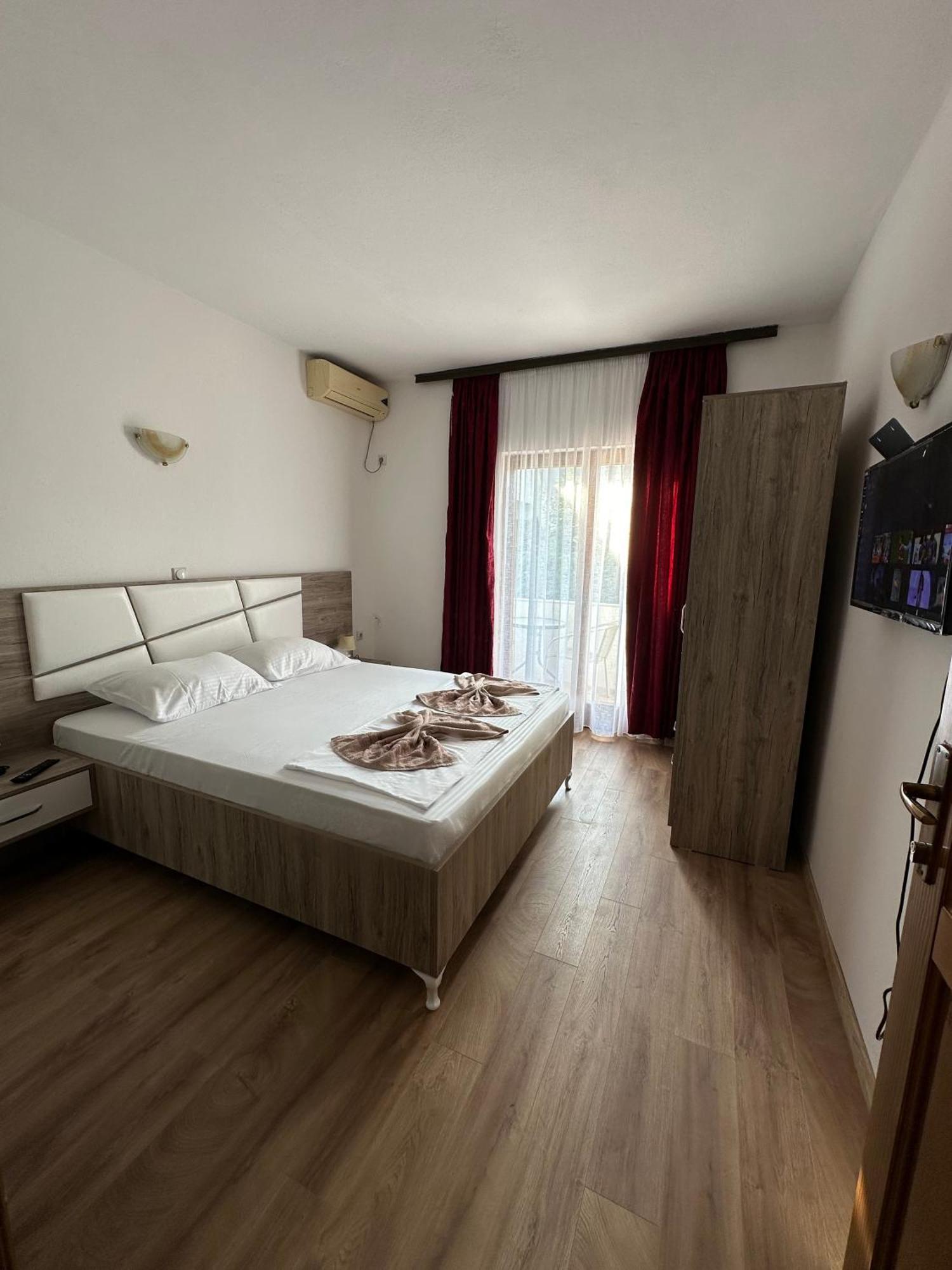 Rooms Ajllin Ulcinj Exterior foto