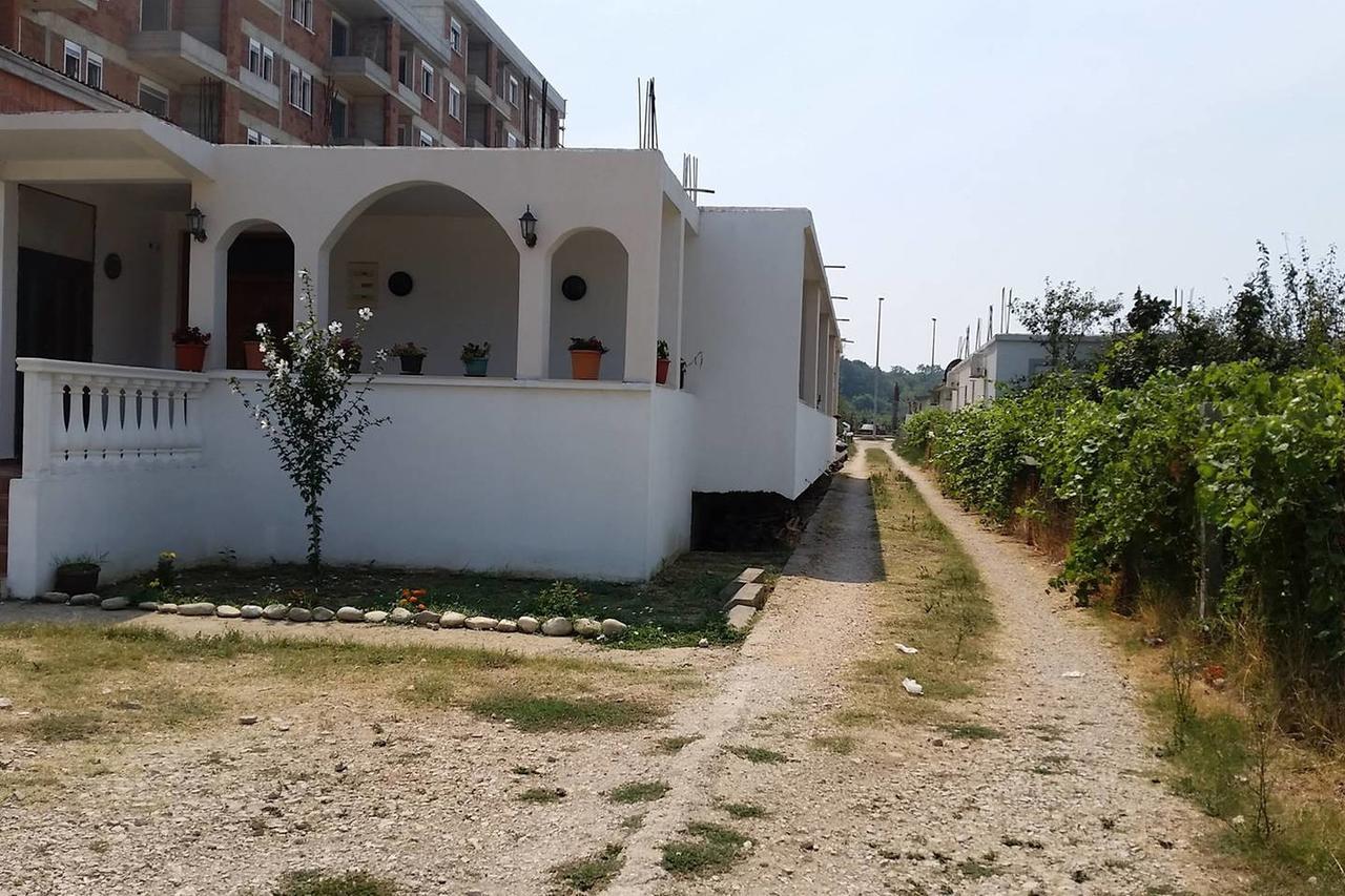 Rooms Ajllin Ulcinj Exterior foto